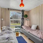 Three-bedroom In بيت للعطل *