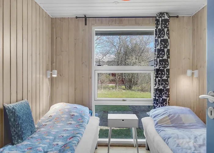 Three-bedroom In Holiday home